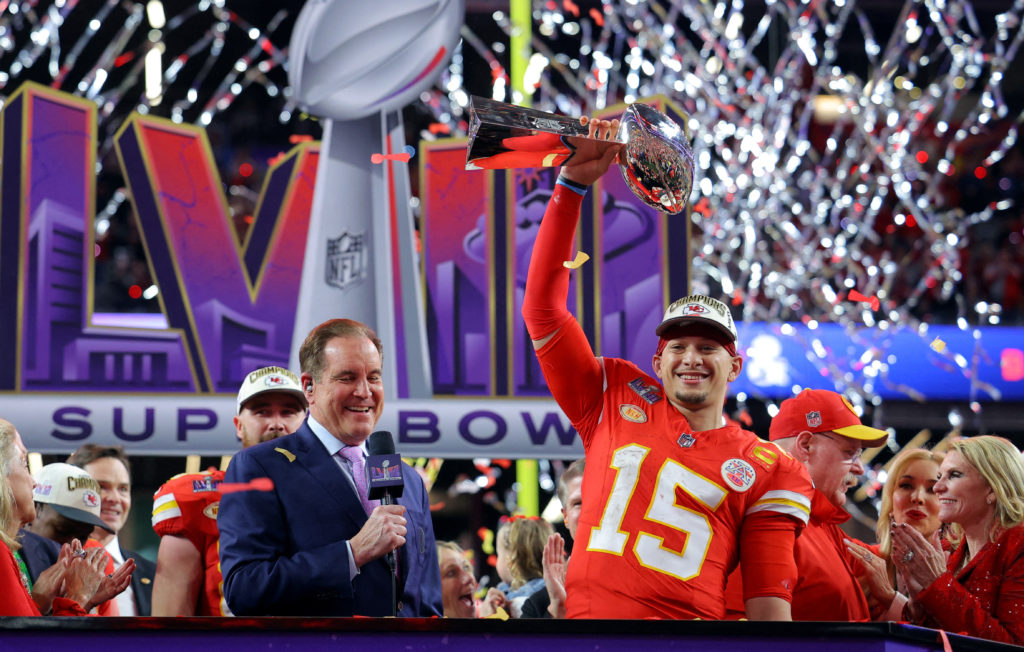 The Kansas City Chiefs defeat the San Francisco 49ers 25-22 in Super Bowl 58