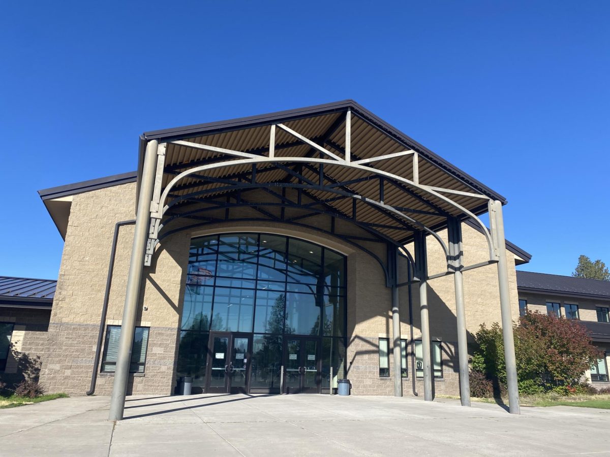 This year, students walking through the doors of Summit High School will be met with many new faces. / Credit: Eva Dicharry